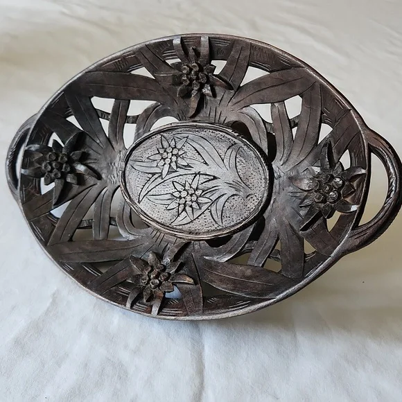 Thorens Lauterbach Walzer Switzerland Musical Carved Wooden Tray Platter - Picture 2 of 14